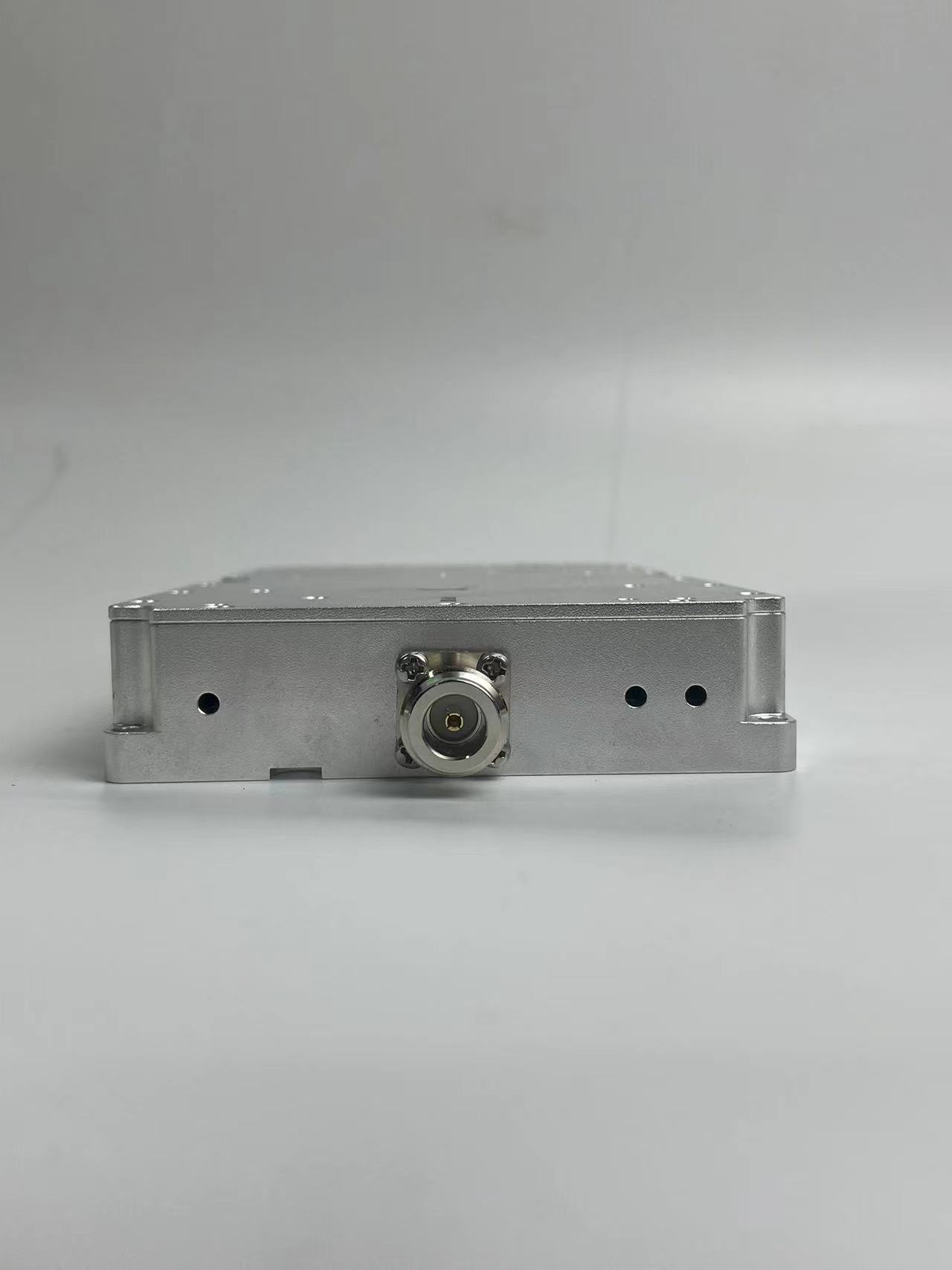 433m-5.8GHz 100W抗无人机RF模块无RF芯片组的屏蔽装置